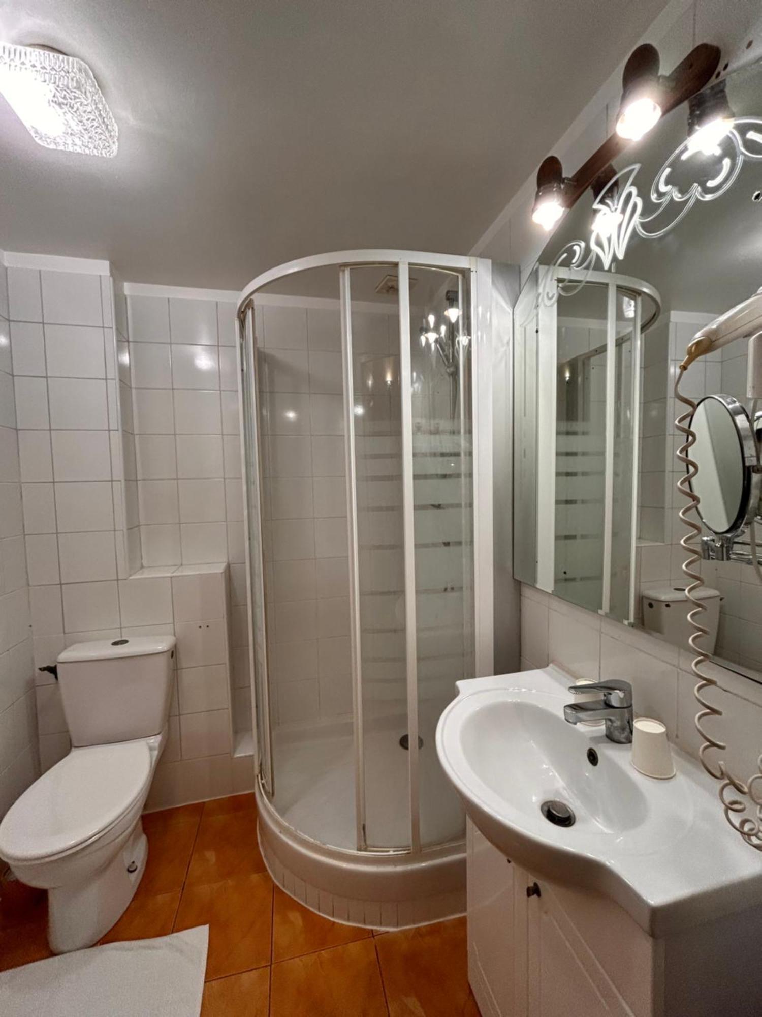 Hotel Grand Paris Villejuif Dış mekan fotoğraf
